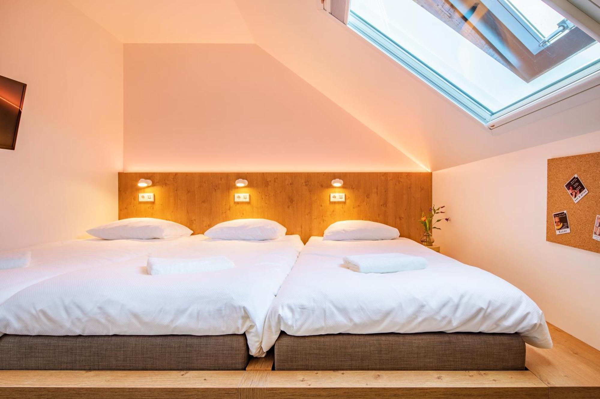 Bunk Hostel Amsterdam Esterno foto